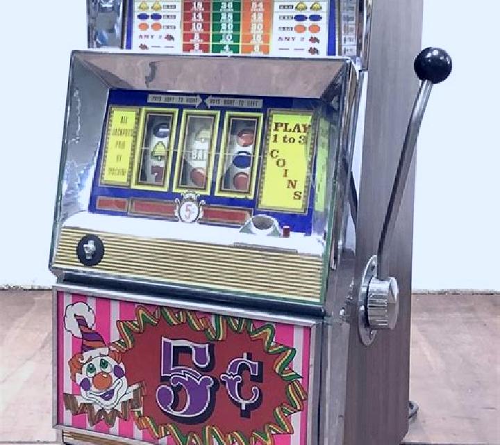 Black Diamond (Everi) online slot